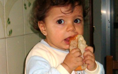 Los pediatras de Atención Primaria, la alimentación complementaria y el método BLW-BLISS