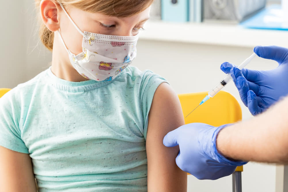 Las Sociedades Científicas de pediatría de la Comunidad Valenciana muestran su apoyo en la vacunación escolar
