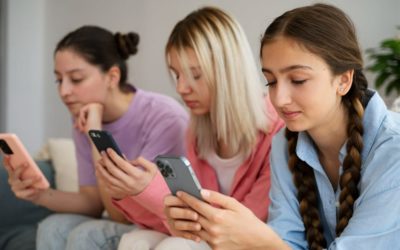 Uso de redes sociales y conductas de riesgo para la salud en jóvenes: revisión sistemática y metanálisis
